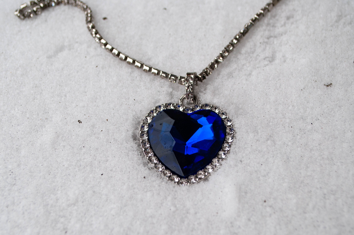 @Klavdiya22/Shutterstock.com