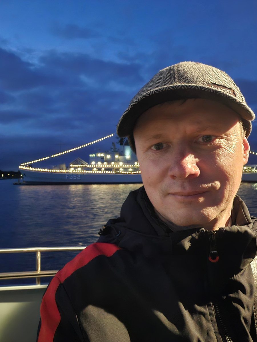 Фрегат "Peder Skram", назван в честь датского адмирала Педера Скрама