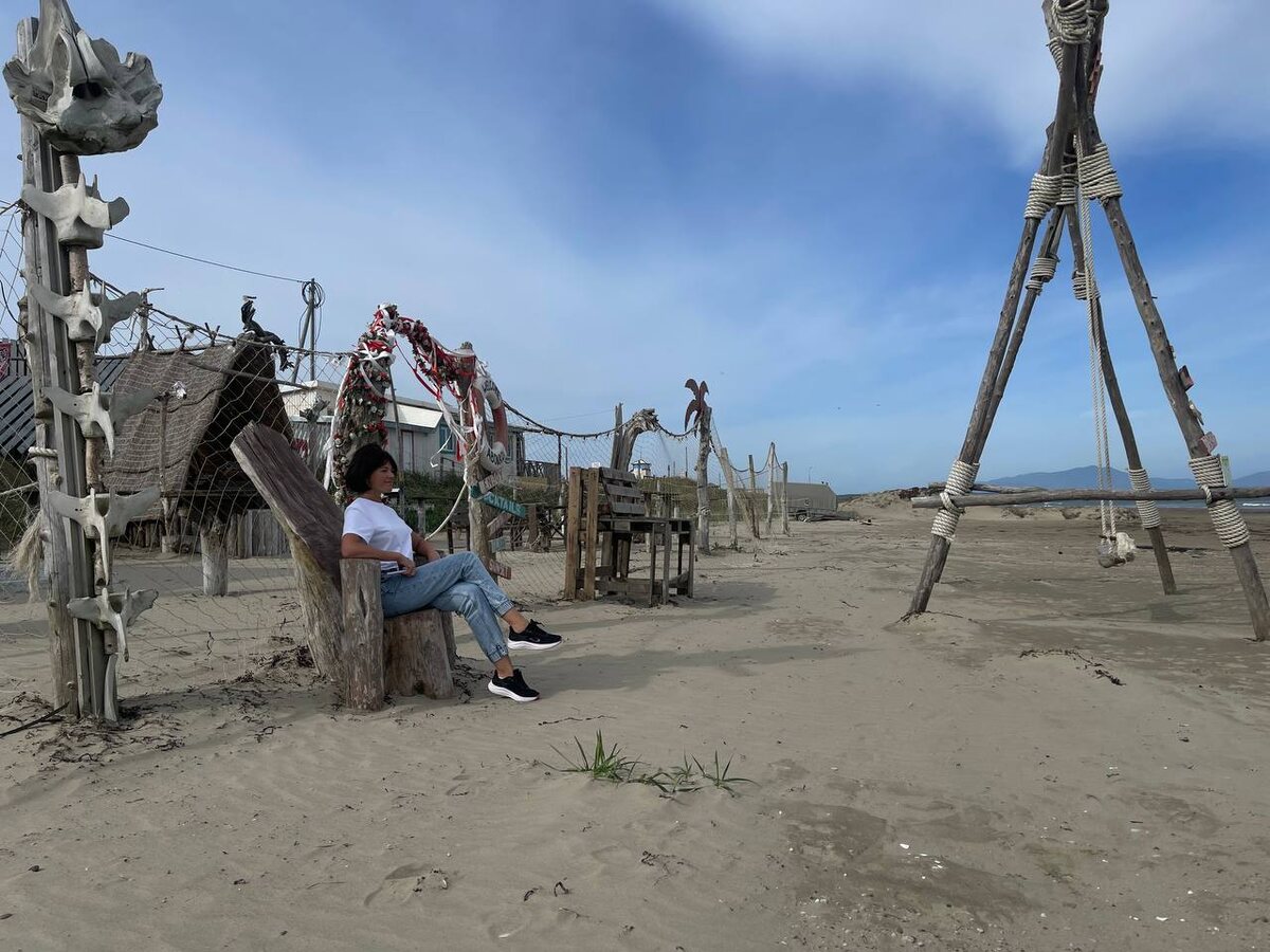 Где-то на берегу моря