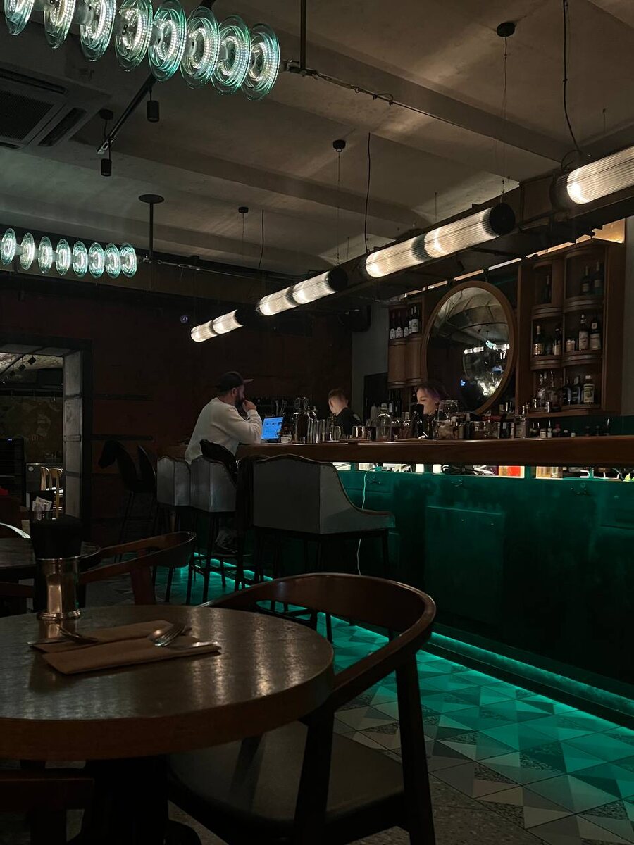 Интерьер приятный