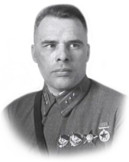 Фёдор Исидорович Кузнецов (17 [29] сентября 1898, д. Балбечино, Чаусский уезд, Могилёвская губерния — 22 марта 1961, Москва) — советский военачальник, генерал-полковник (24 февраля 1941 года), доцент (1938)