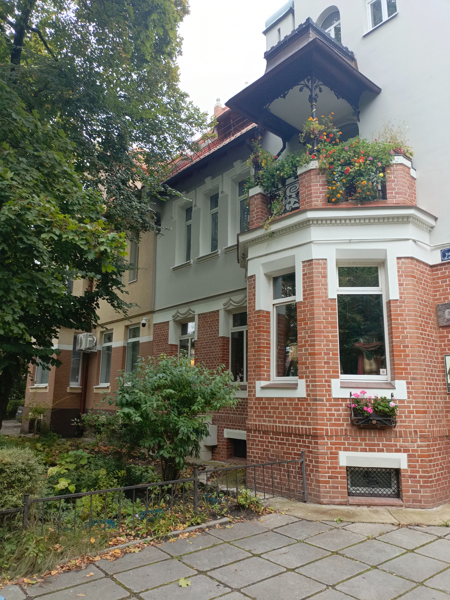 Фасад здания