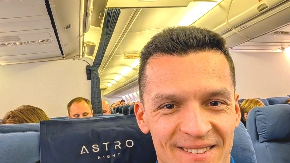 Двухчасовой полёт к Полярному кругу ради одного зрелища