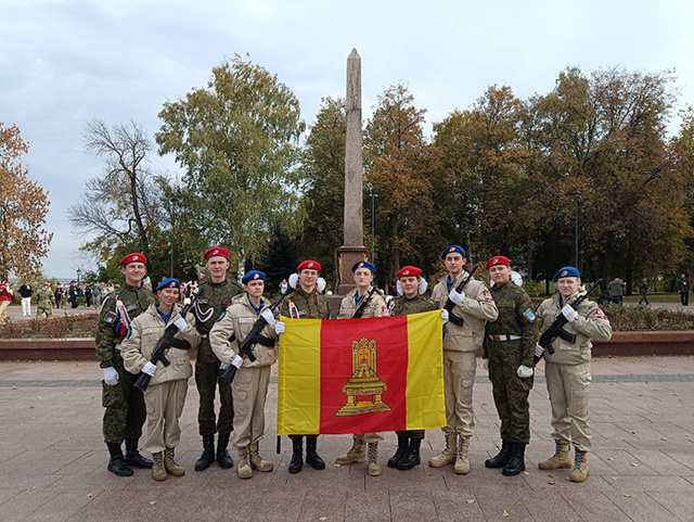 Тверские школьники достойно представили регион на Всероссийском слёте «Пост №1»