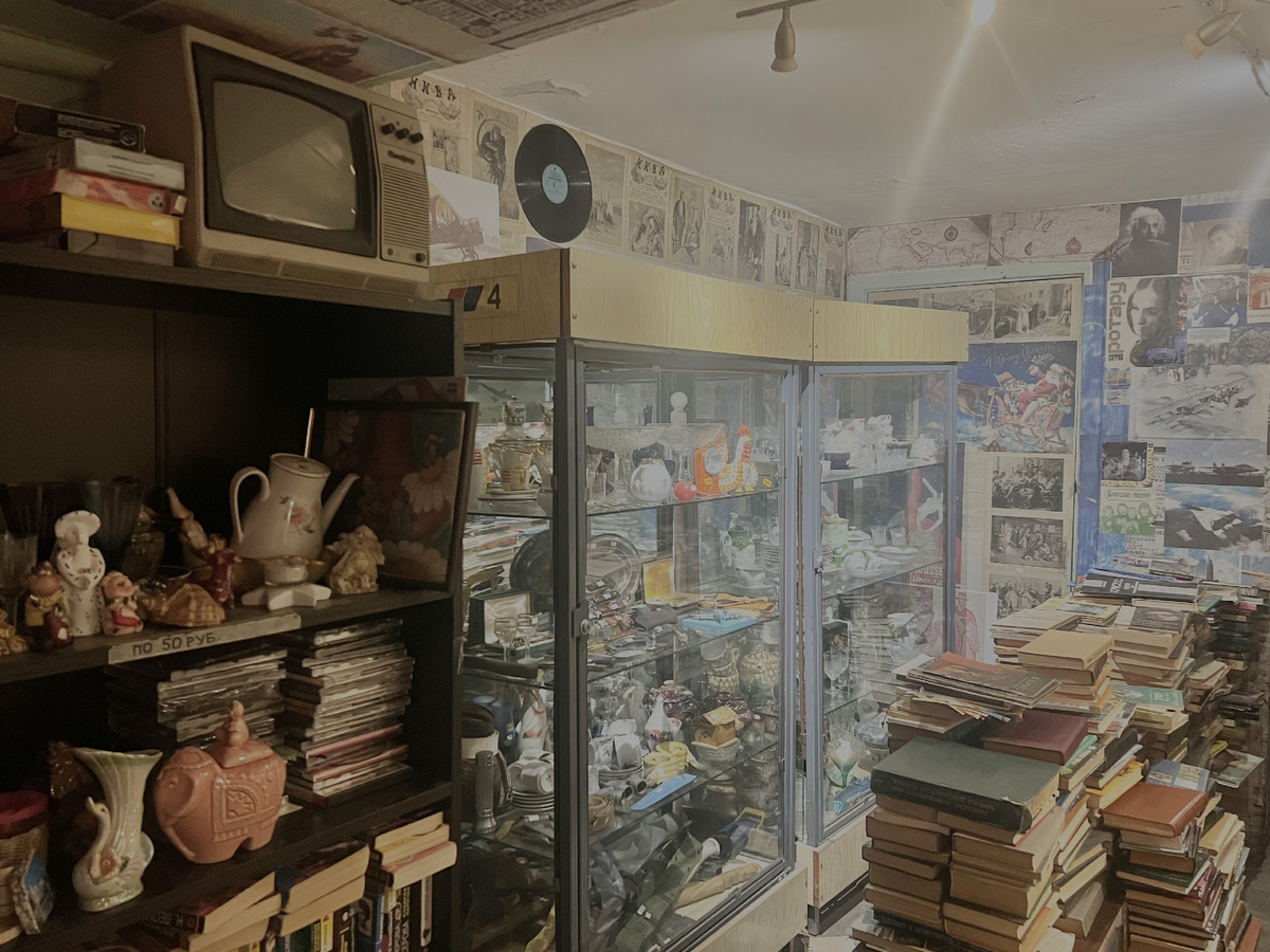 Интерьер коммиссионого магазина