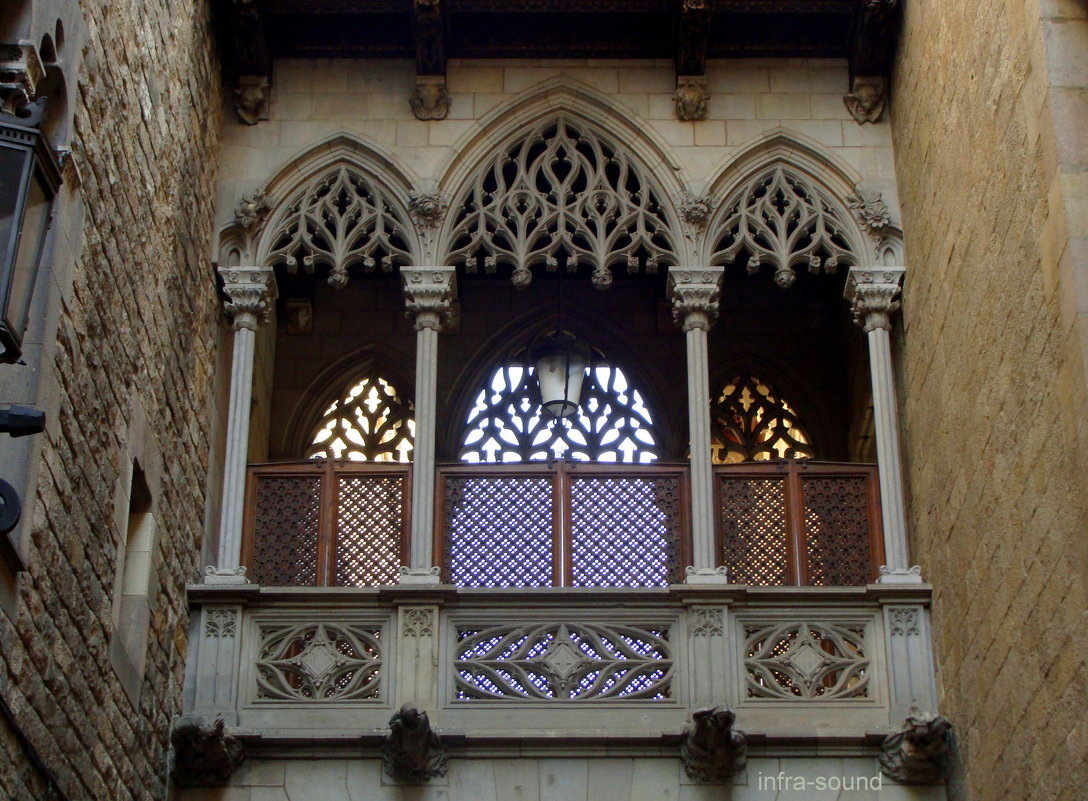 Лоджия в готическом замке