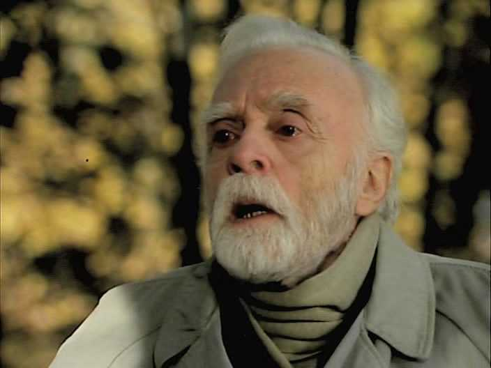 артист Фёдор Никитин — Павел Андреевич, ветеран войны.