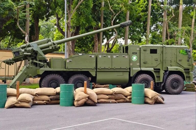 Новая 130-мм колёсная САУ на базе КамАЗ-6560 создана во… Вьетнаме