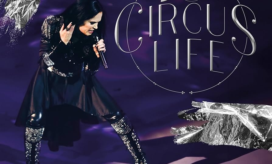 «Концертные альбомы»: «Цирковая жизнь» Тарьи Турунен