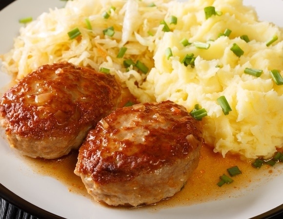 Мясо с картошкой, рыба со сливками — названы продукты, которые нельзя готовить вместе