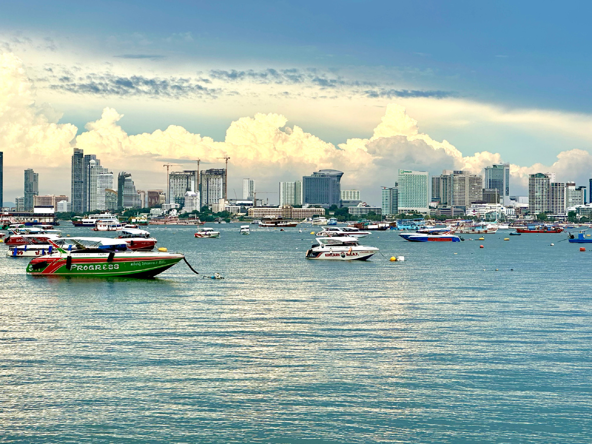 В Паттайе не сезон в октябре.