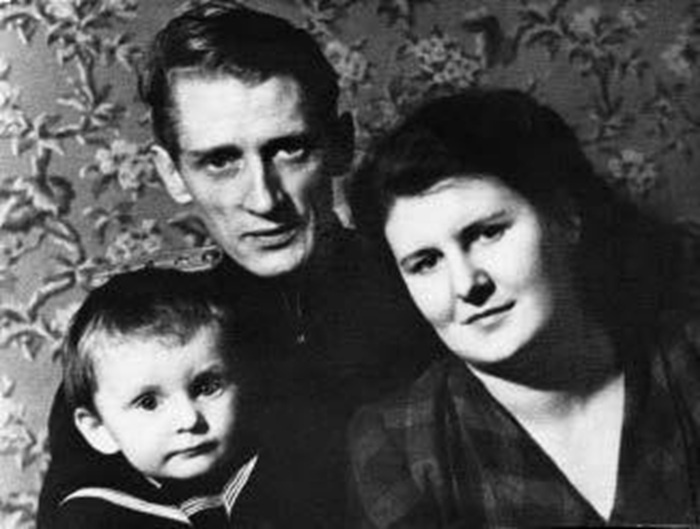 «Умейте любить! – сказала Бехтерева. На примере трёх братьев она показала, какая родительская любовь лечит»