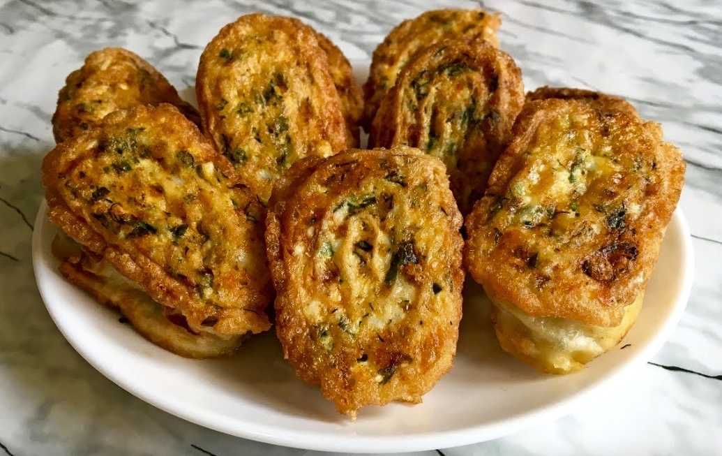 Картофельные пирожки с лавашом.