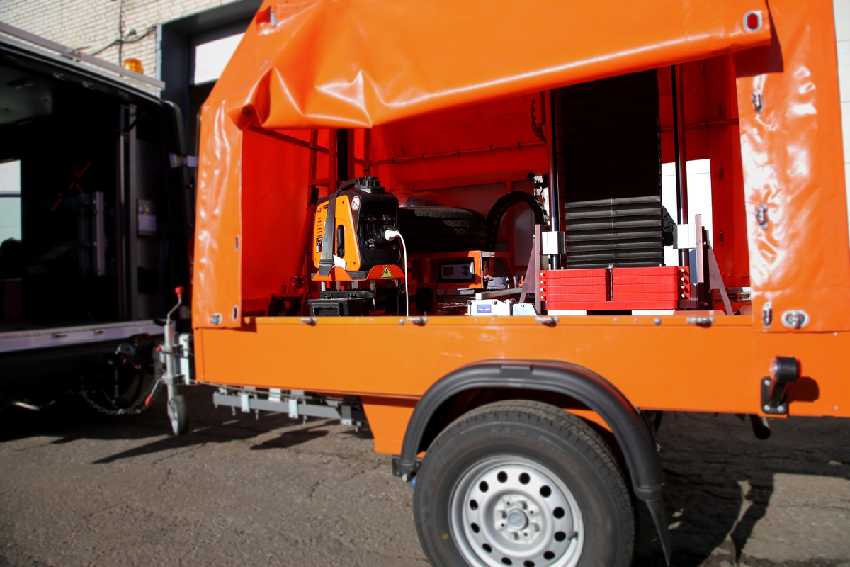 Система измерения прочности дорожных одежд "ДИНА-4FWD"