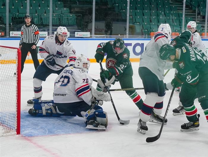    ФОТО: пресс-служба ХК "Лада"