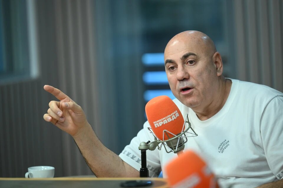    Иосиф Пригожин: Пугачева приезжала просить, чтобы Галкину* разрешили вернуться