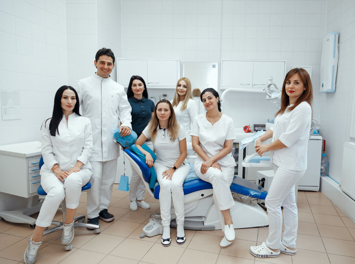 Фотография взята с сайта стоматологии Дмитрович Фэмили https://www.dmitrovich.ru/