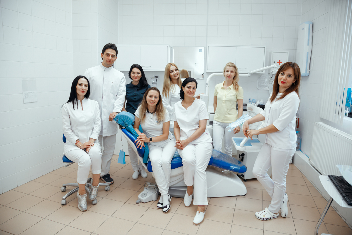 Фотография взята с сайта стоматологии Дмитрович Фэмили https://www.dmitrovich.ru/