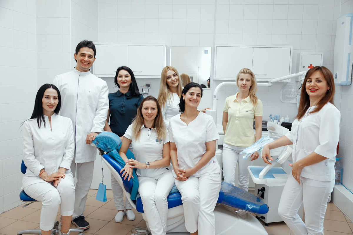 Фотография взята с сайта стоматологии Дмитрович Фэмили https://www.dmitrovich.ru/