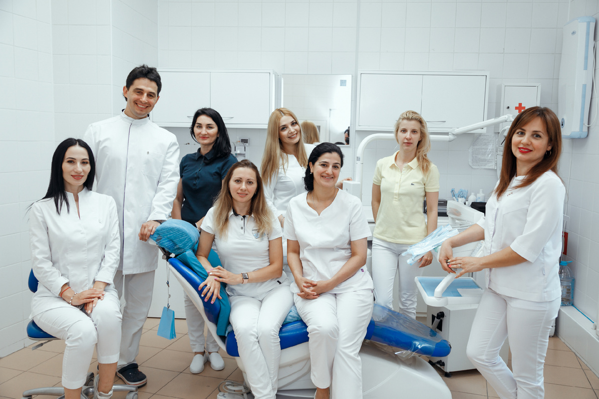 Фотография взята с сайта стоматологии Дмитрович Фэмили https://www.dmitrovich.ru/