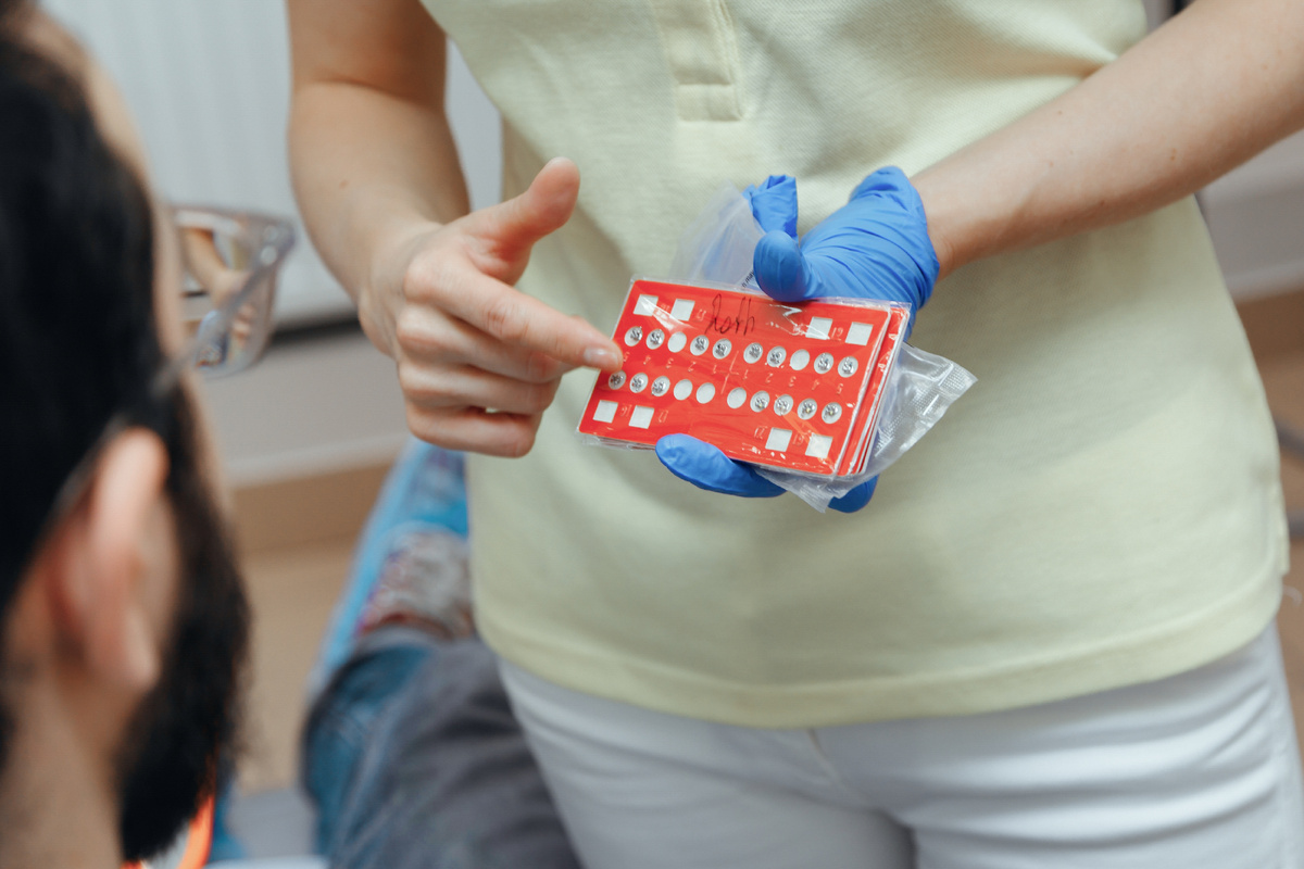 Фотография взята с сайта стоматологии Дмитрович Фэмили https://www.dmitrovich.ru/