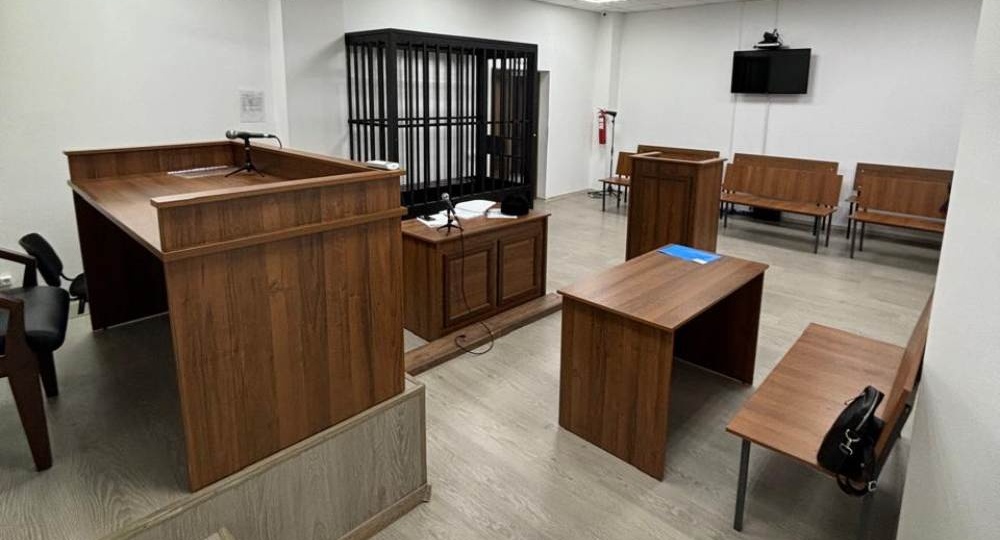 Перевозчик выплатит компенсацию омичке, которую отказался везти таксист