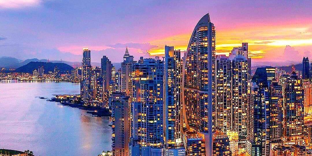 Один день в жизни эмигранта в Панама-Сити: от завтрака до заката