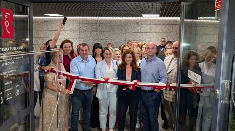    Польская столица открыла библиотеку прямо в метро