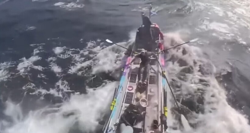    Три брата из Шотландии установили новый рекорд, переплыв Тихий океан