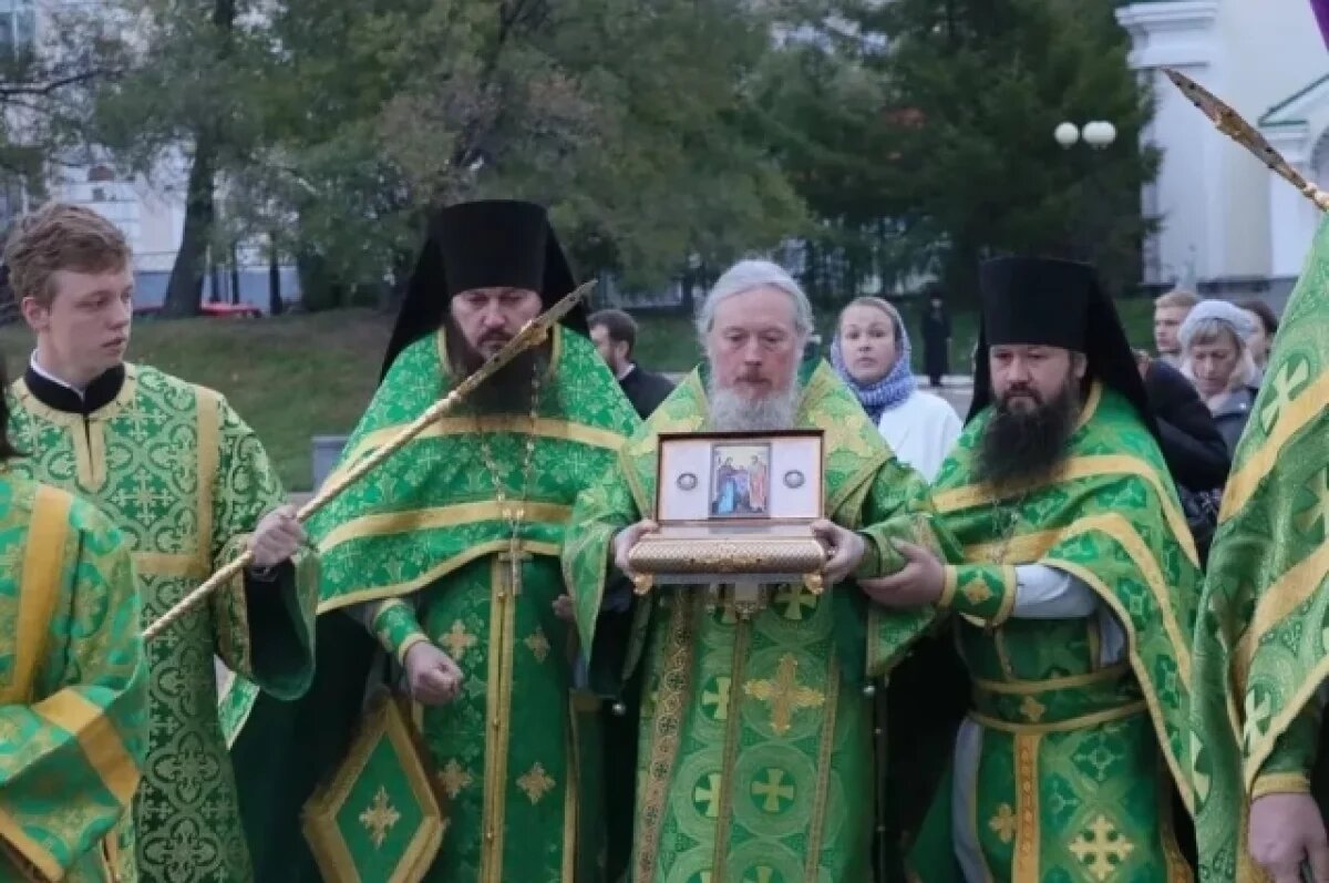    В Хабаровске до воскресенья можно поклониться поясу Пресвятой Богородицы