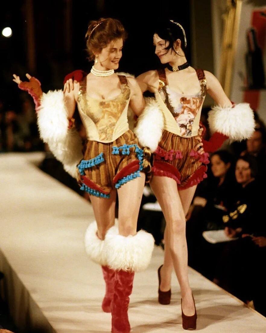 Коллекция Vivienne Westwood (Источник: Pinterest)