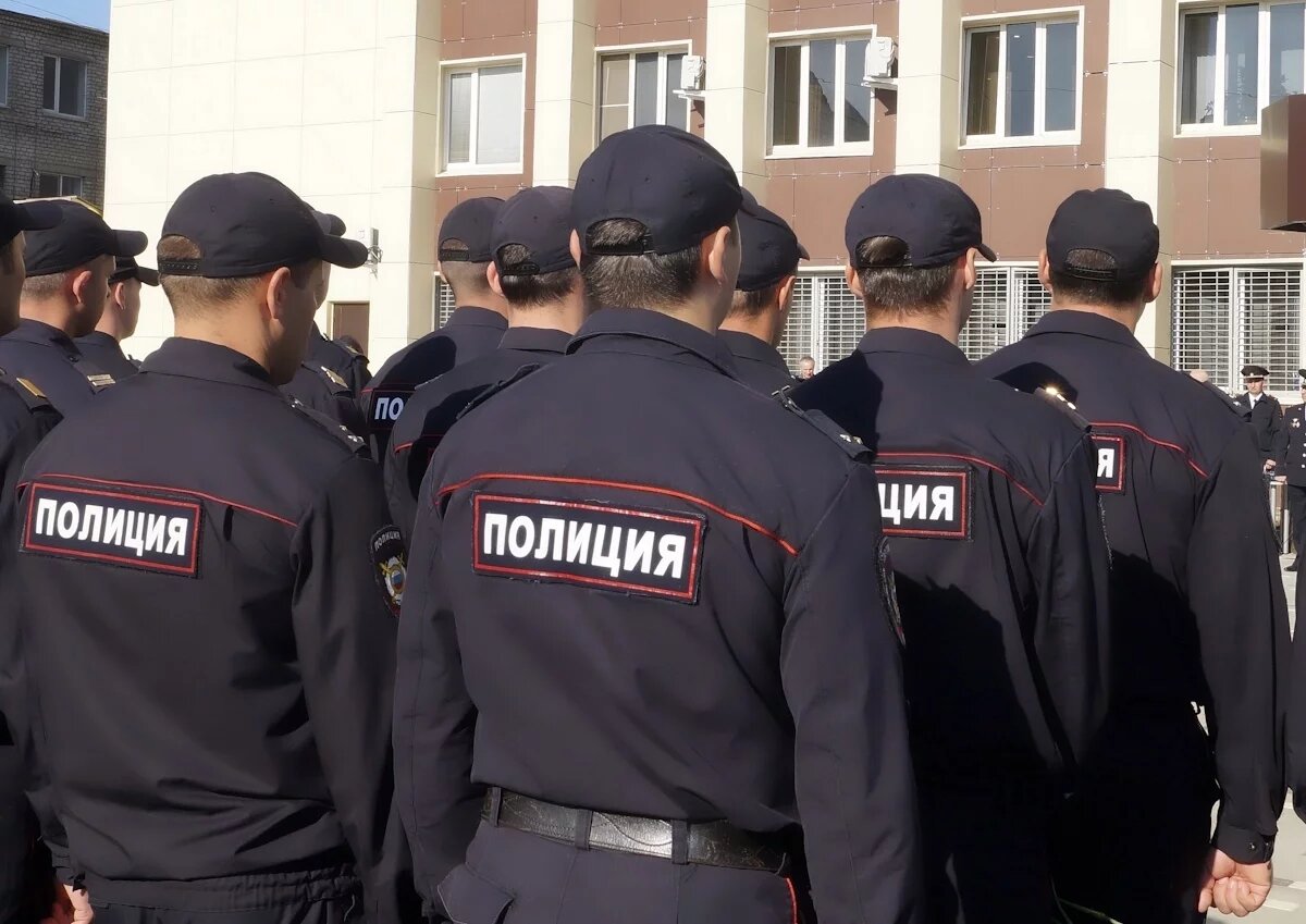    Отнеситесь с пониманием: Волгоград наводнит полиция в день матча по футболу