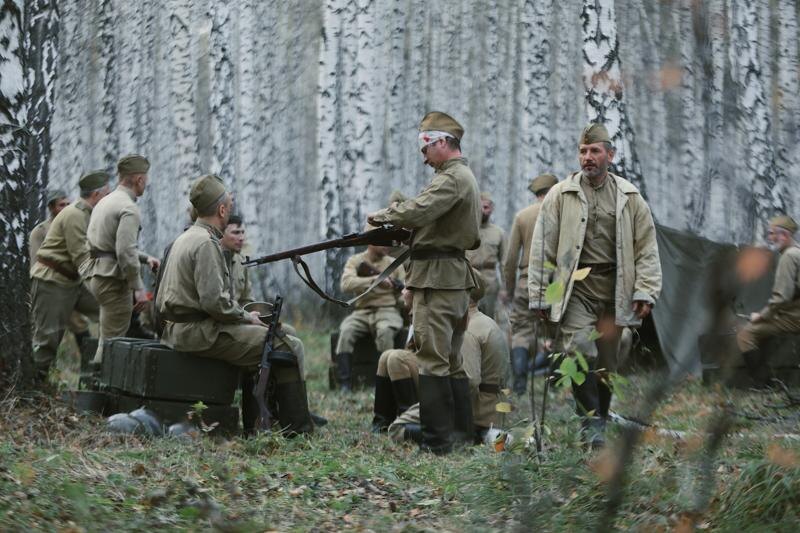    Вадим Шамсияров. Солдаты в лесу