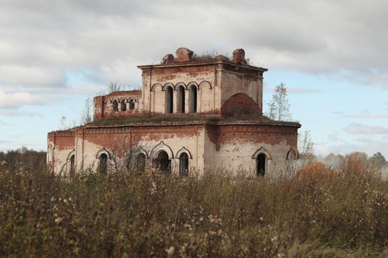    Съемки в заброшенной церкви