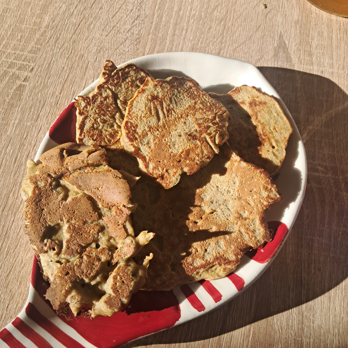 Вот такая порция выходит~400 килокалорий,так что можно съесть всю тарелку без угрызения совести