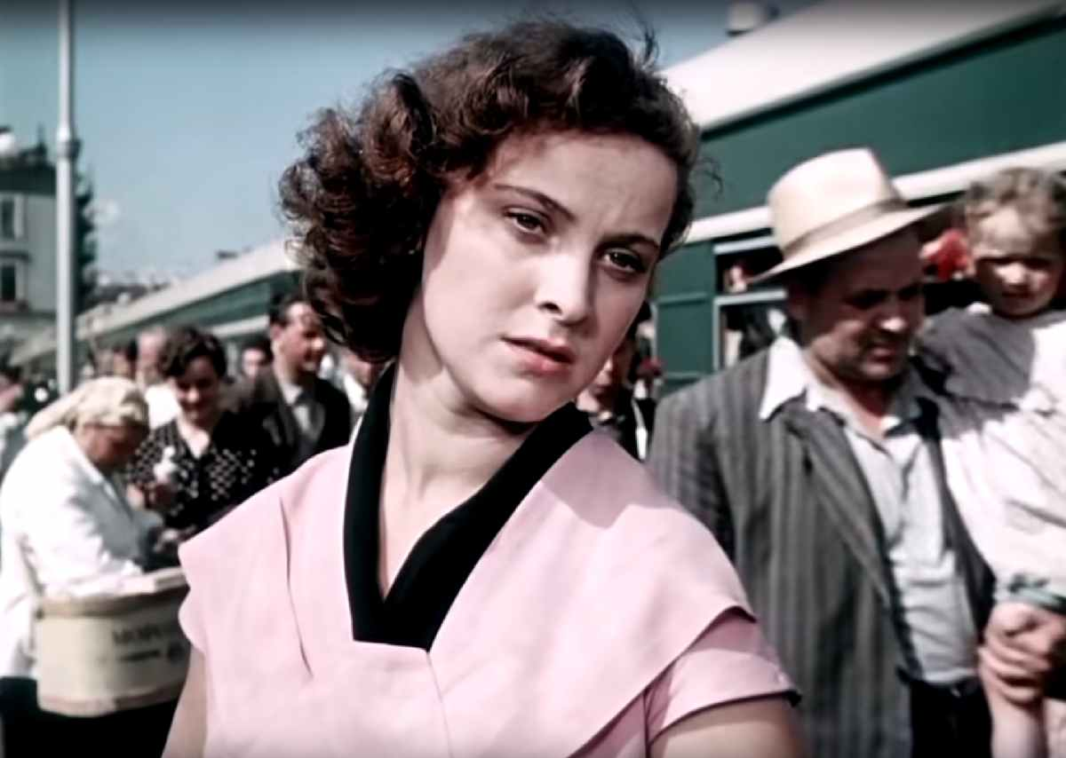 Кадр из фильма «Разные судьбы» (1956). Скриншот.