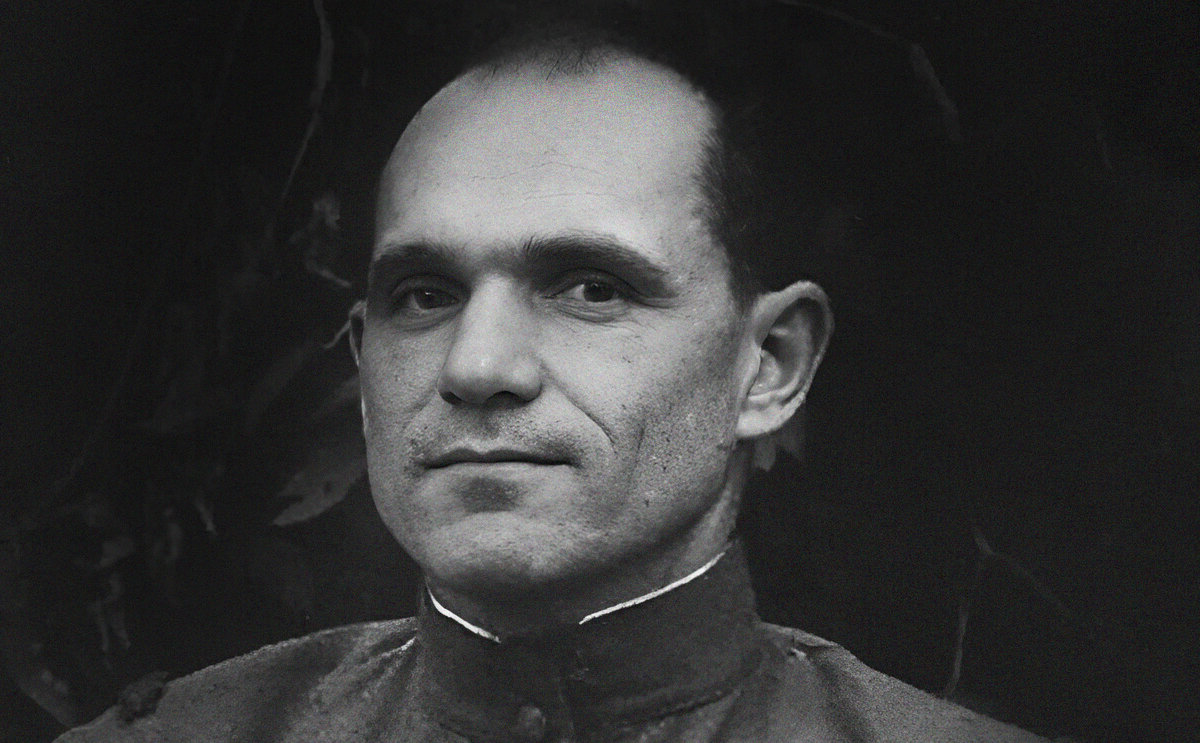 Яков Новиченко