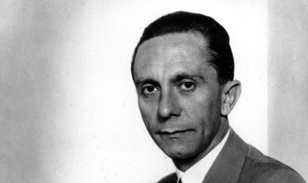    Согласно теории заголова, изменить частоту ноты «Ля» решил Йозеф Геббельс