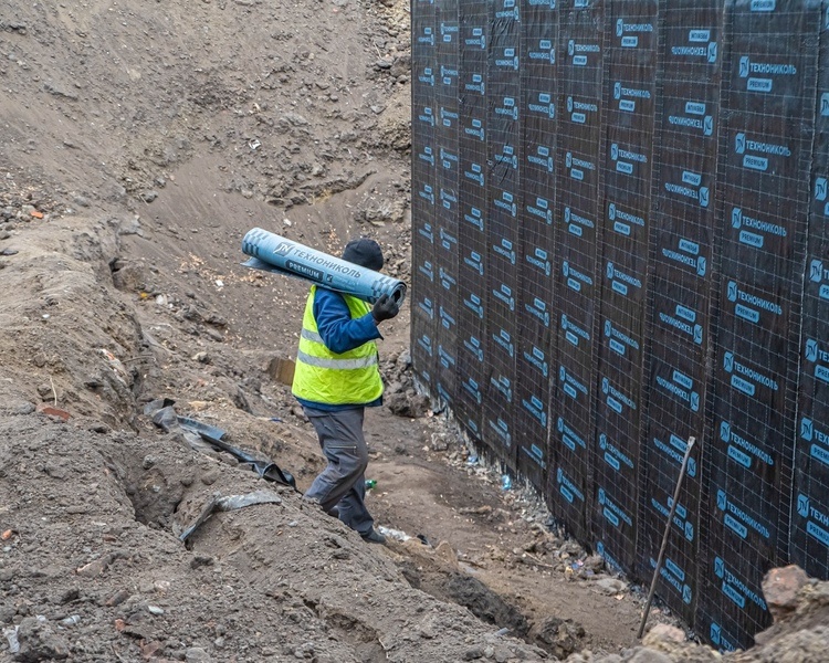     В Курске ведется строительство КНС на Элеваторном проезде
