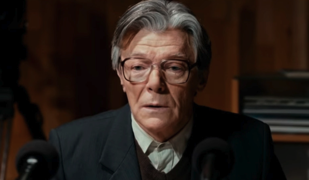    Александр Збруев. Кадр из фильма "Кино про Алексеева"