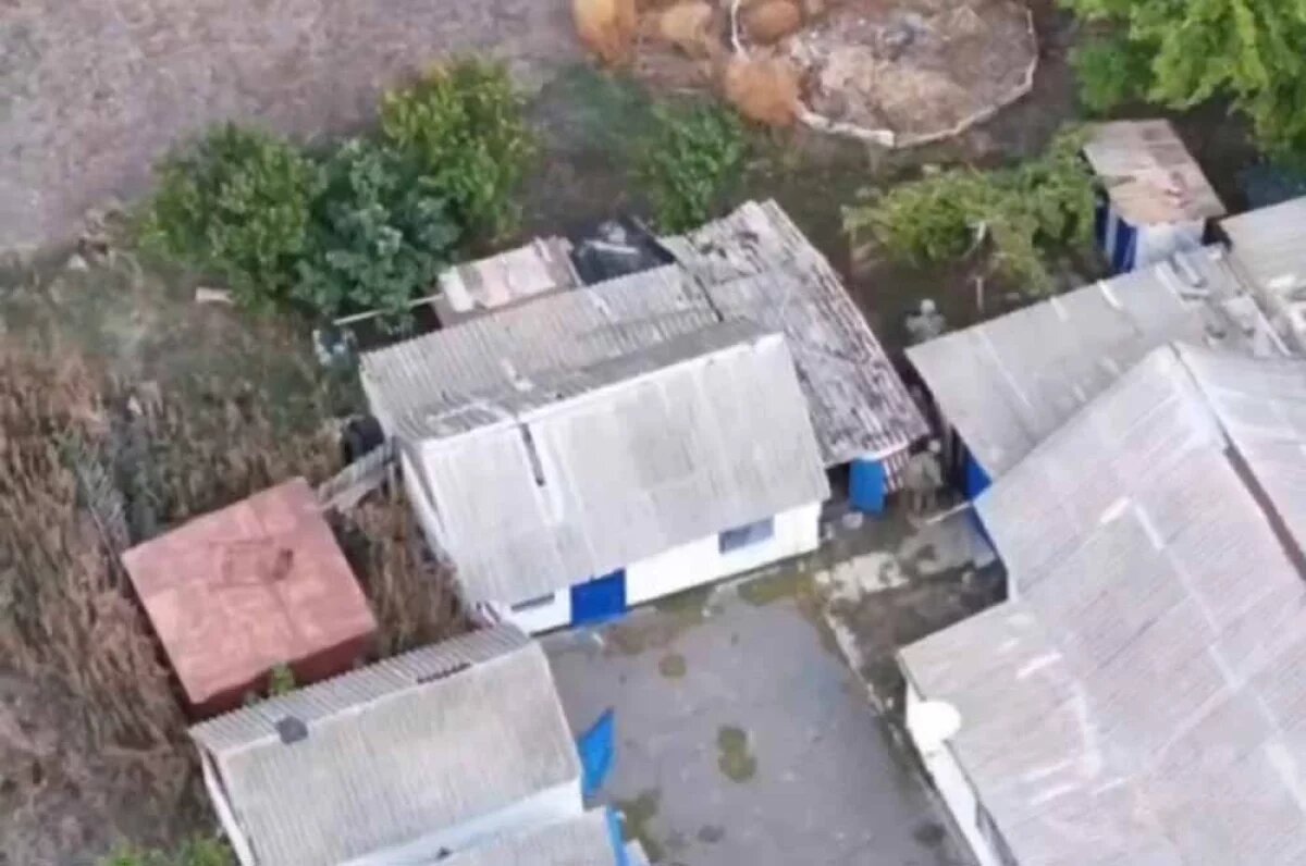    Вся схватка оказалась записана на камеру коптера.