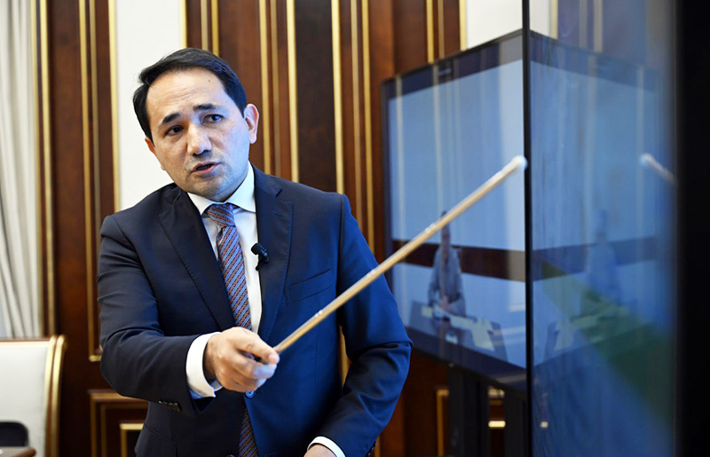 Председатель правления Ассоциации «Узэлтехсаноат» («Узбекская электротехническая промышленность») Мирзиёд Юнусов. Фото пресс-службы президента Узбекистана