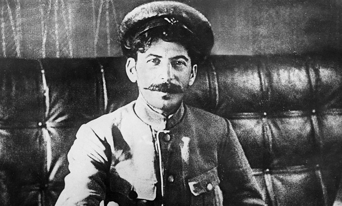    Усатый нянь Иосиф Сталин