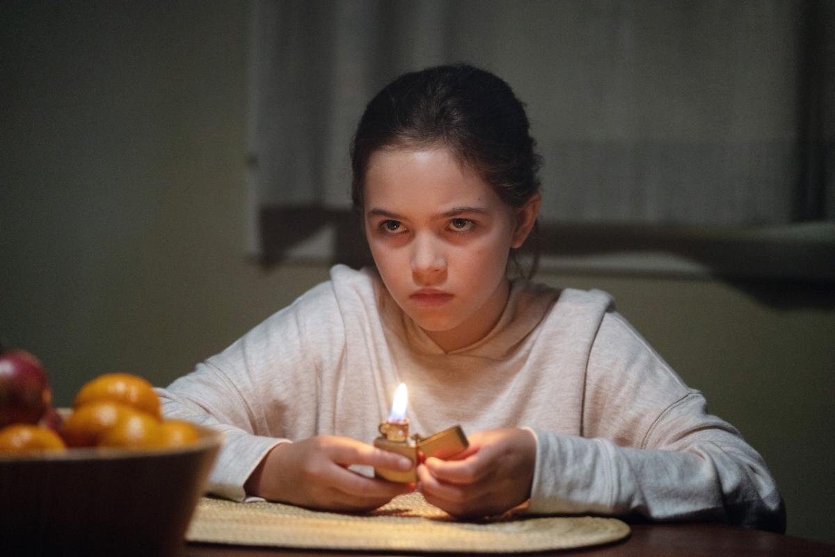 Райан Кира Армстронг в "Воспламеняющая взглядом" 2022 г.