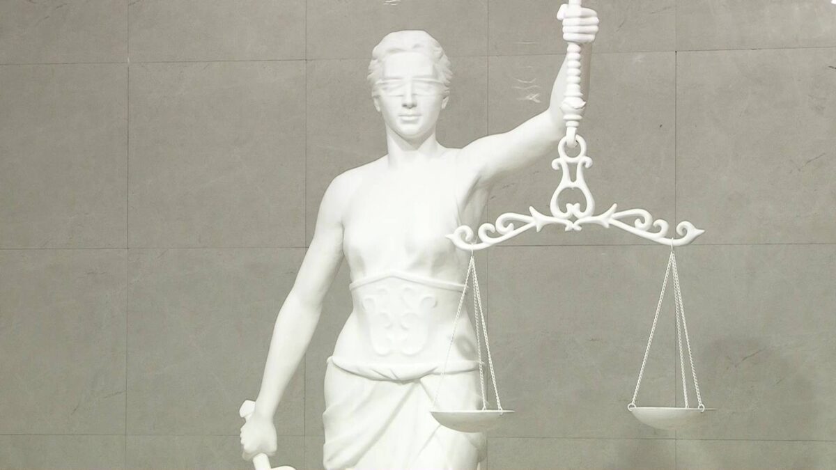    Владелец кафе в Башкирии, чей посетитель отравился шаурмой, заплатит штраф в 350 тысяч рублей