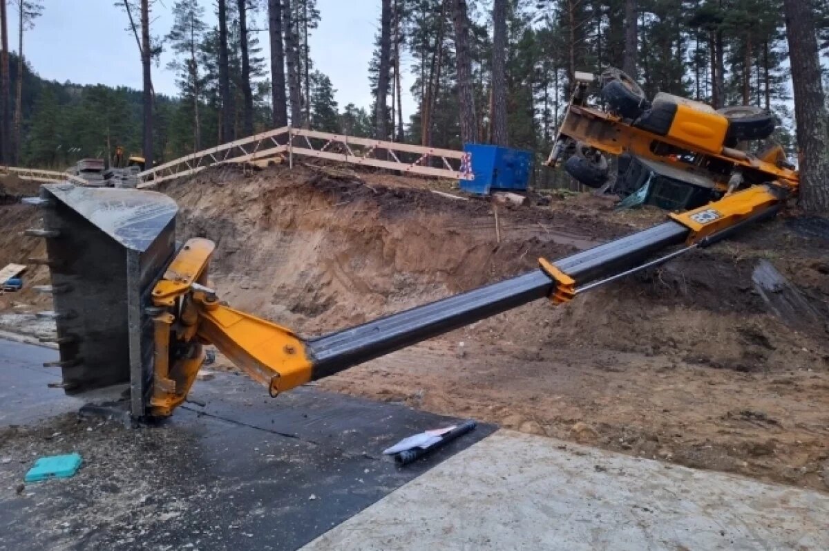    Двое рабочих погибли на стройке в Алтайском районе