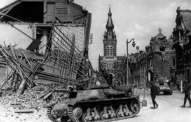 Шествие в руины