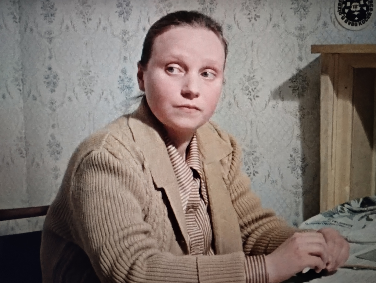 главная героиня Вера Силкова, кадр из фильма