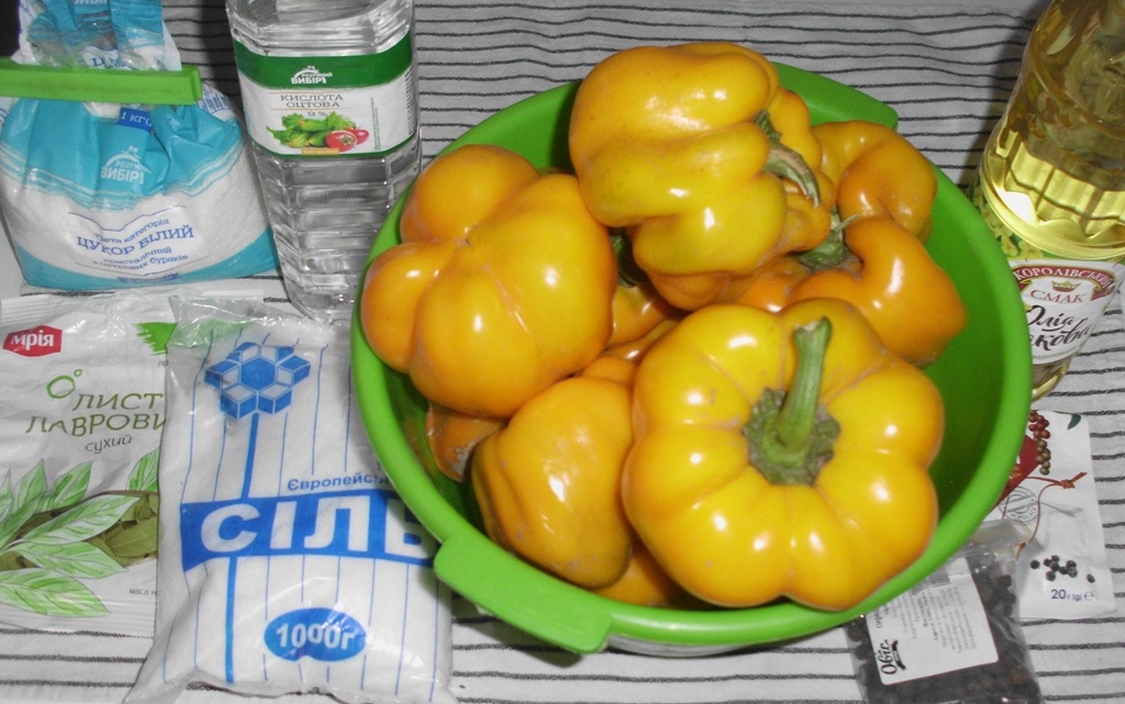 Продукты для перца, маринованного с маслом. Фото автора канала Житейская проза 