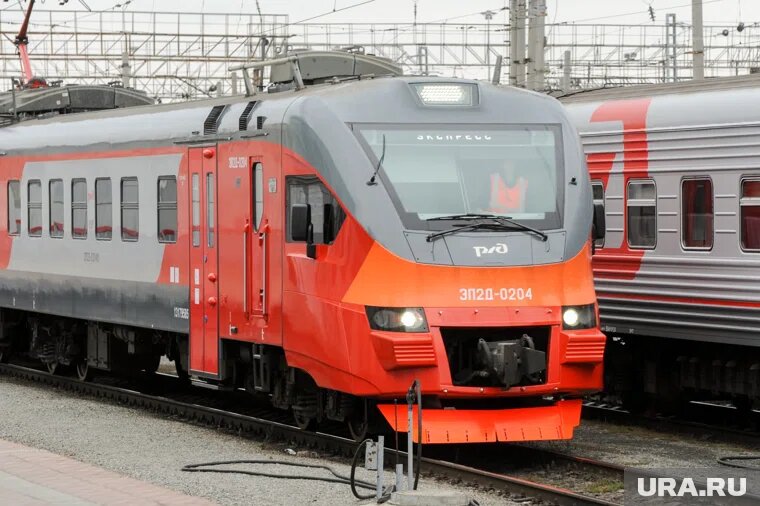 Детей, которые почувствовали недомогание в поезде Тында-Кисловодск, доставили в больницу Фото: Вадим Ахметов © URA.RU